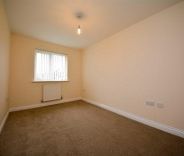 3 bed House - Semi-Detached for Rent - Photo 3
