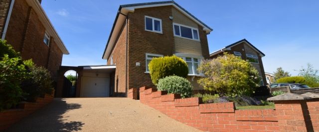 4 Bedroom Detached House - Photo 1