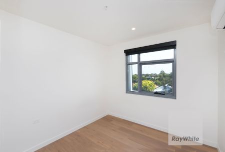 Spacious 2 Bedroom Apartment! - Photo 4