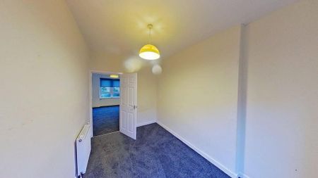 2 bedroom flat to rent - Photo 4