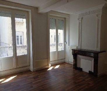 APPARTEMENT T3 A LOUER - Photo 2