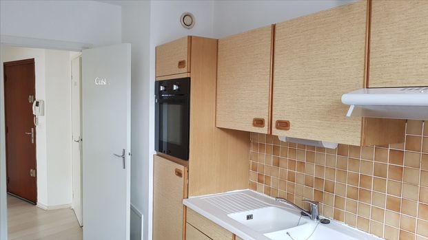 PROCHAINEMENT ! Beau T2 avec parking boulevard Vauban à LILLE. - Photo 1