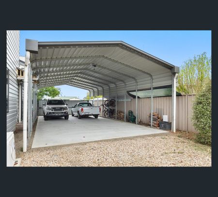 1/17 Alfred Street, Seymour, Vic 3660 - Photo 3
