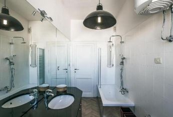 Prati: Spacious, tastefully furnished 1 bedroom, living, study, kitchen and bath. Located in beautiful building on high floor. Bright, silent, near services, metro and center. #1709