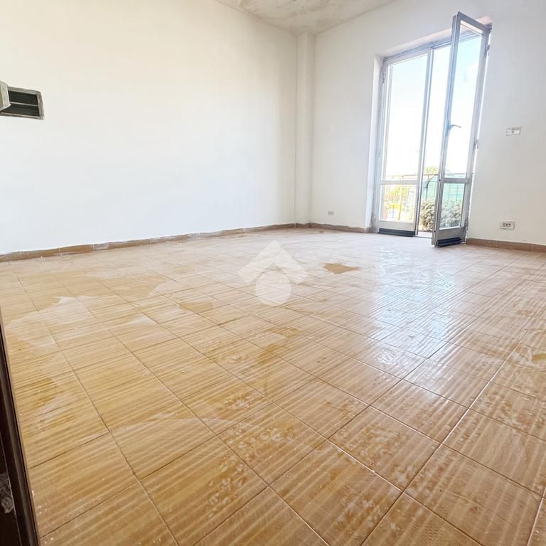 5 locali in affitto - Photo 1