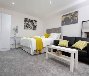 Studio Flat, Berkely Avenue, S8 - Photo 3