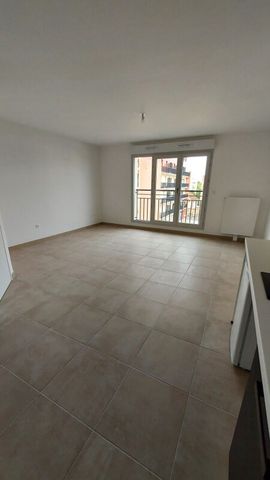 Location Appartement 1 pièce 32m² LUCE 28110 - Photo 3