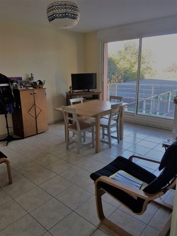 Location Appartement 2 pièces 47m² ARRAS 62000 - Photo 4