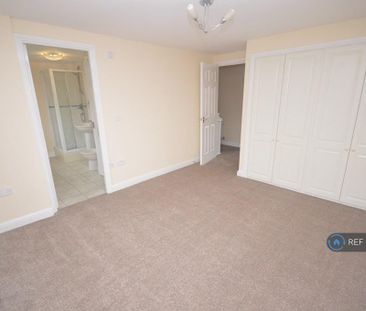 3 bedroom detached house to rent - Photo 4