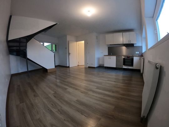 Location Appartement 3 pièces 92m² LILLE 59800 - Photo 1