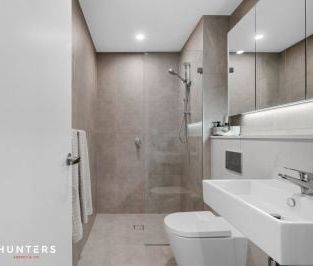 Open Home Meeting Point: Glenmore Village Sales Desk in front of Wo... - Photo 3