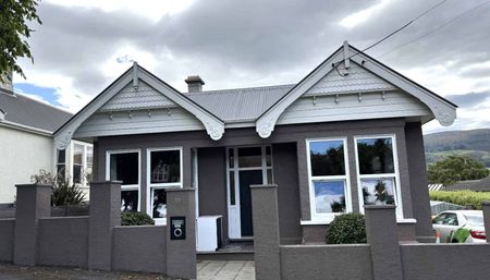 A Māori Hill Gem - Photo 4