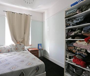 4 bedroom semi-detached house to rent - Photo 5