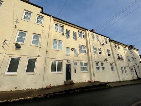 Leazes Court, Barrack Road, Newcastle Upon Tyne - Photo 5