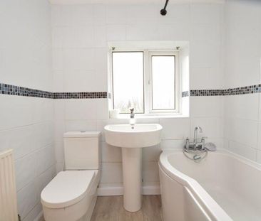 3 bedroom terraced house to rent - Photo 6