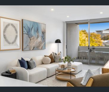 Contemporary apartment with study in heart of New Farm - Photo 2