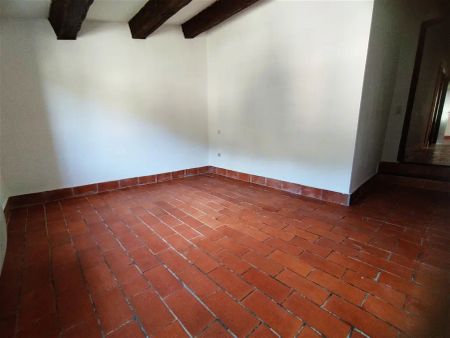 Location appartement 3 pièces - 48m² à Apt (84400) - Photo 2