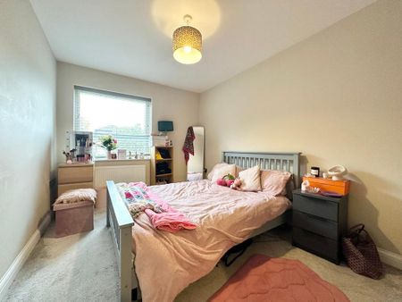 2 bedroom property to rent - Photo 4