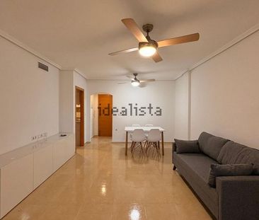 Alquiler de piso en Calle Ramón Juan Larrosa - Photo 3