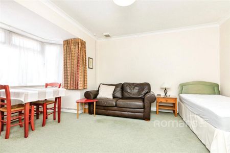 Studio to rent - Photo 2