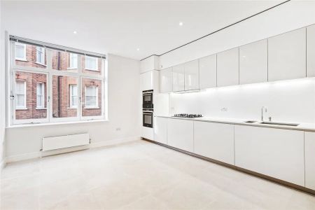 2 bedroom flat in London - Photo 4