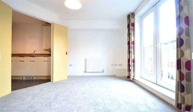 35 Highmarsh Crescent, Didsbury, Manchester, M20 2AZ - Photo 1