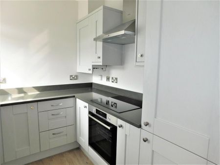 2 bedroom apartment to rent - Photo 3