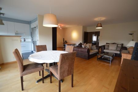 Prachtig gemeubeld appartement op zeer rustig gelegen locatie op Linkeroever. - Photo 3