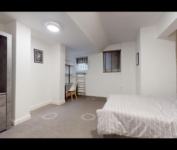 Room in a Shared House, Moorland Avenue, LS6 - Photo 5