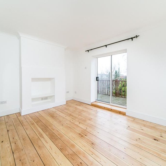 2 bedroom terraced house to rent - Photo 1