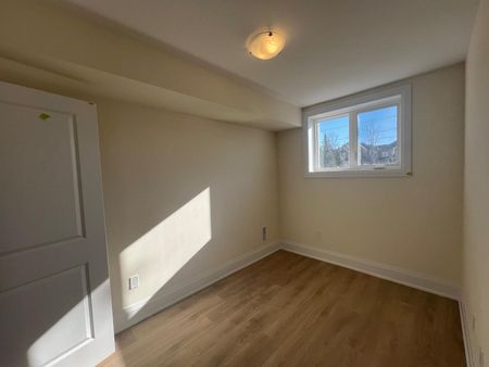 For Lease - 173 Seguin Street, Richmond Hill, Ontario - Photo 2