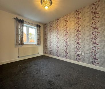 3 bedroom detached house to rent - Photo 4