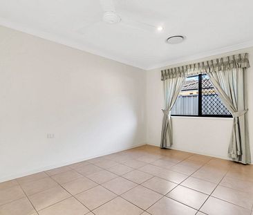 4/4 Somerset Place, Yamba, NSW 2464 - Photo 1