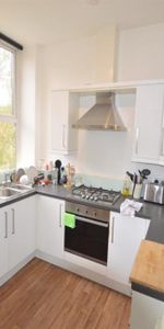 1 Bedroom Apartment To Let - Photo 3