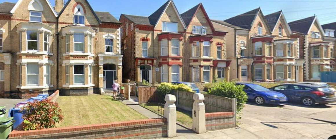 1 Bedroom Flat Lilley Road, Kensington - Photo 1