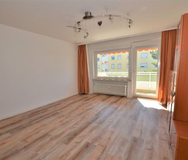 Komfortable 1-Zimmer-Wohnung mit sonnigem Balkon und Aufzug - Photo 2