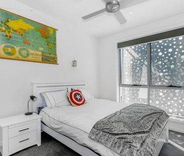 Sophisticated Three-Level Villa in Exclusive TSS Precinct - Photo 6
