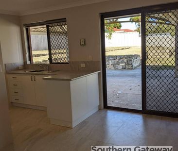 Central Family Home - Photo 6