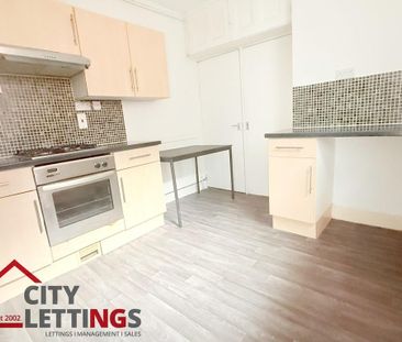 1 bedroom ground floor flat to rent - Photo 5