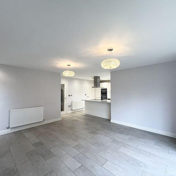 4 bedroom detached house to rent - Photo 1