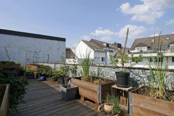 Dieser Balkon bietet mal richtig Platz! Freuen Sie sich auf diese 3 Zimmerwohnung. - Photo 1