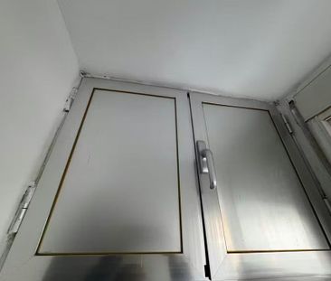 Calle Batalla de Trafalgar, Leganés, Community of Madrid 28912 - Photo 5