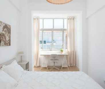 Room in a shared 5-bedroom apartment for rent in Sintra, bills included - Photo 6