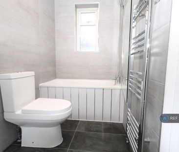 3 bedroom end of terrace house to rent - Photo 6