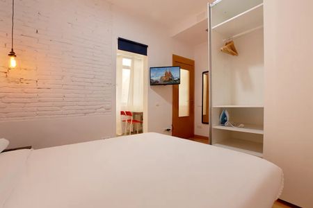 Carrer del Montseny, L'Hospitalet de Llobregat, Catalonia 08904 - Photo 3