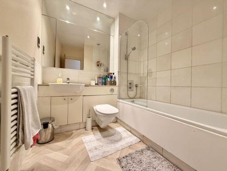 4 bedroom property to rent - Photo 3