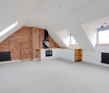 3 bedroom maisonette to rent - Photo 2