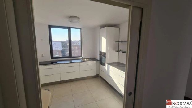 HERASTRAU - 5 CAMERE, 160 MP UTILI, MOBILAT, UTILAT, LOC PARCARE! - Photo 1
