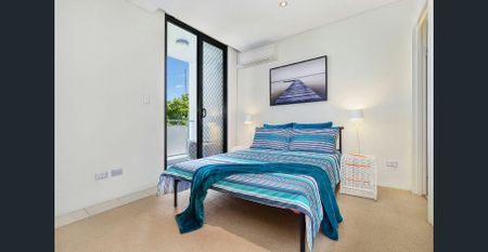 Luxurious Split Level 2B 2B 1C Town House Style Apartment – 15 mins from city - Photo 2