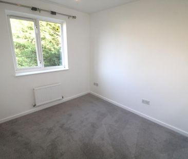 4 bedroom detached house to rent - Photo 3